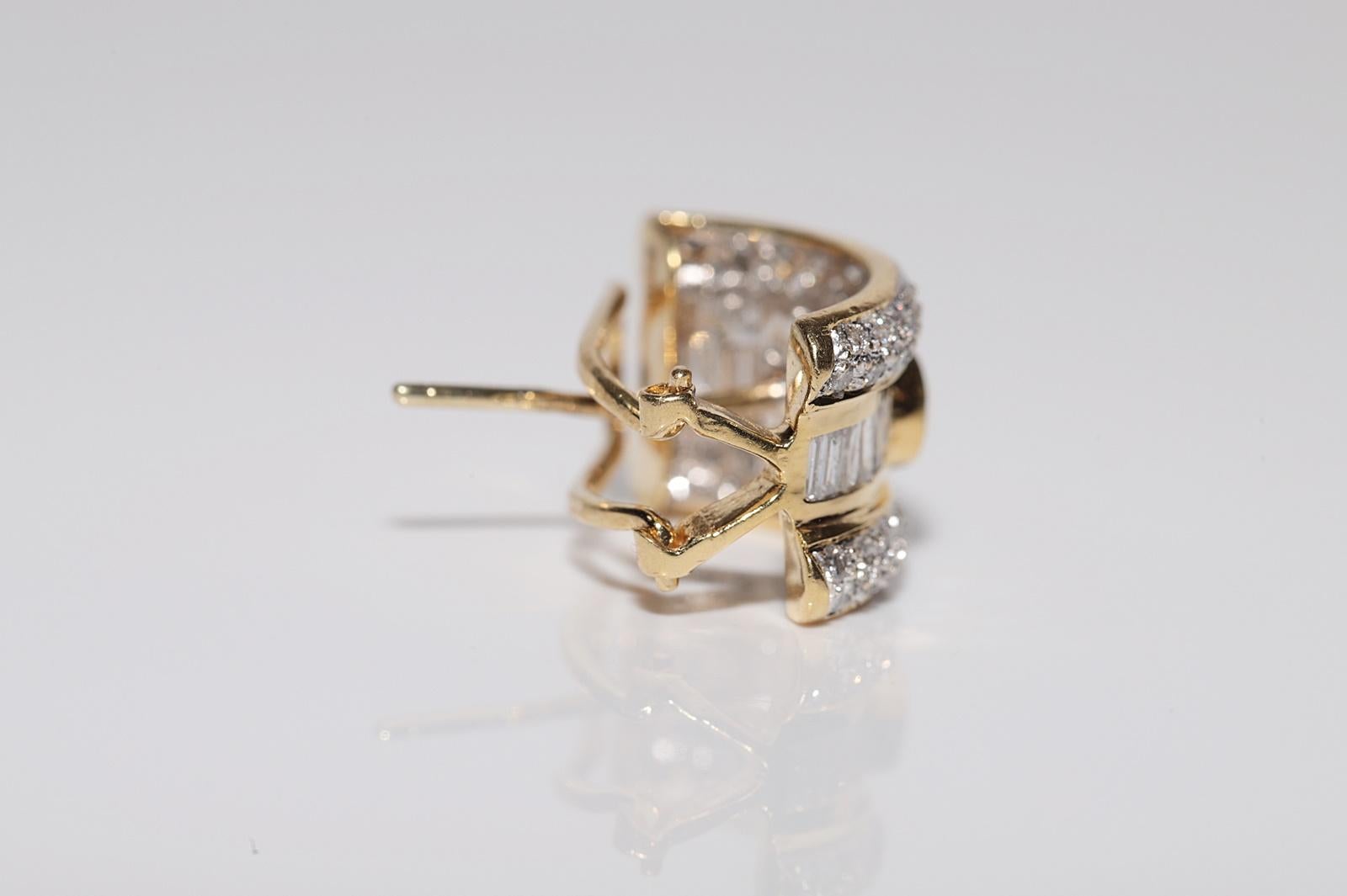 Women's Vintage Circa 1990s 18k Gold Natural Diamond And Sapphire Omega Back Earring For Sale