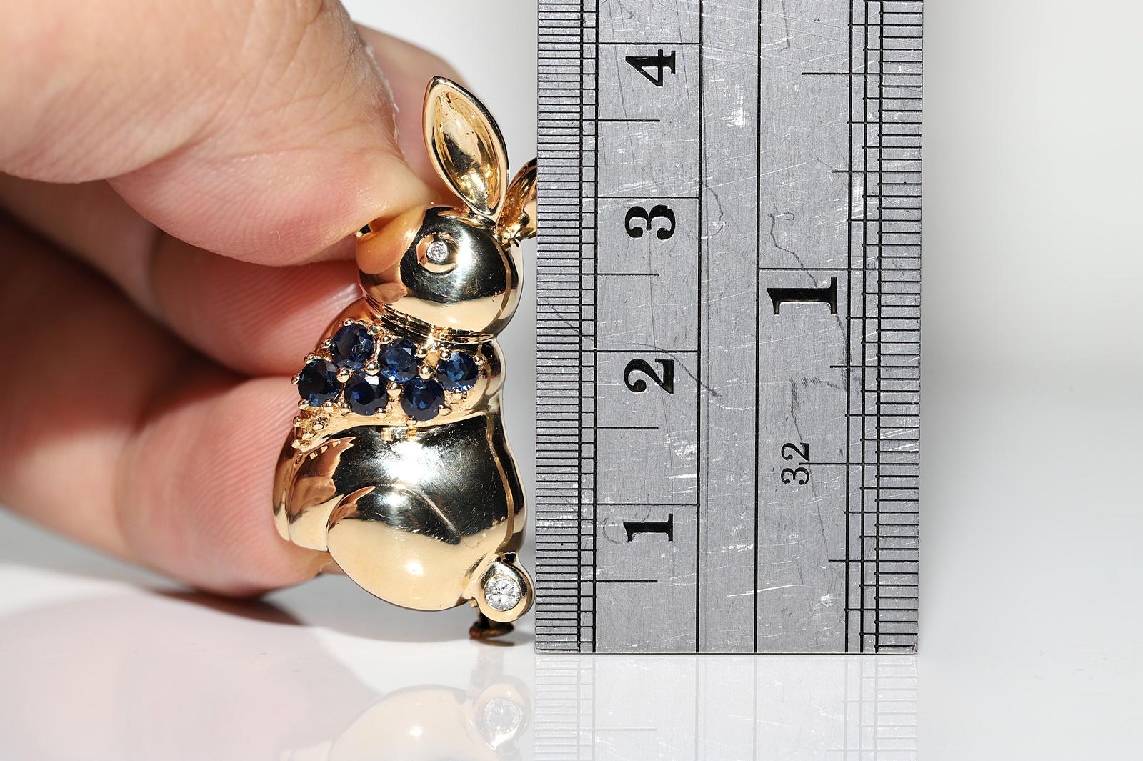 Brilliant Cut Vintage Circa 1990s 18k Gold Natural Diamond And Sapphire  Rabbit Brooch For Sale