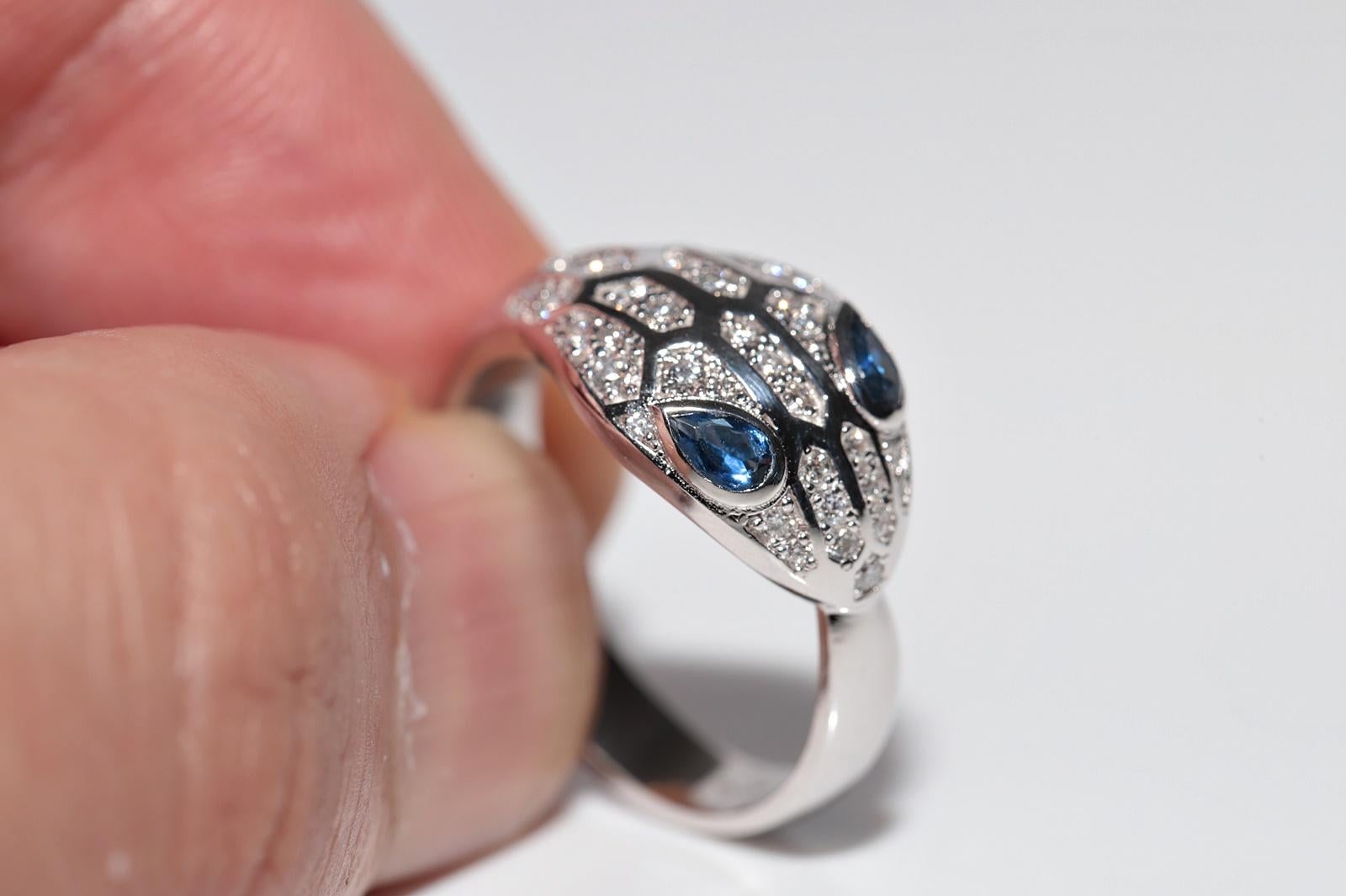 Vintage Circa 1990s 18k Gold Natural Diamond And Sapphire Snake Ring For Sale 4