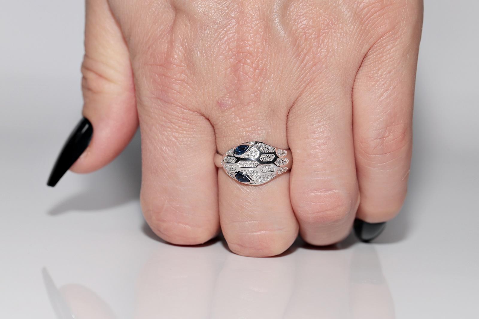 Vintage Circa 1990s 18k Gold Natural Diamond And Sapphire Snake Ring For Sale 8