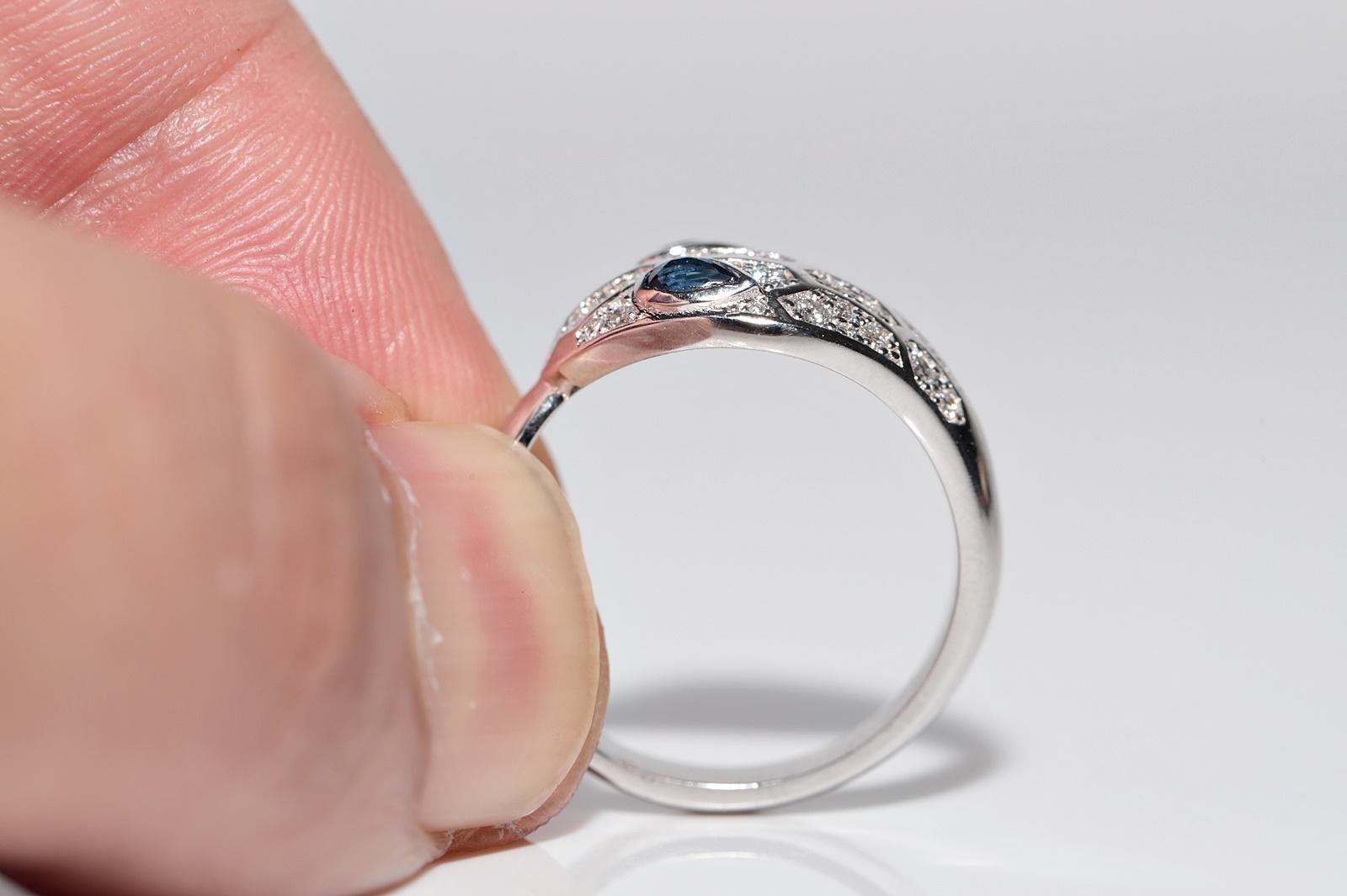 Vintage Circa 1990s 18k Gold Natural Diamond And Sapphire Snake Ring For Sale 3