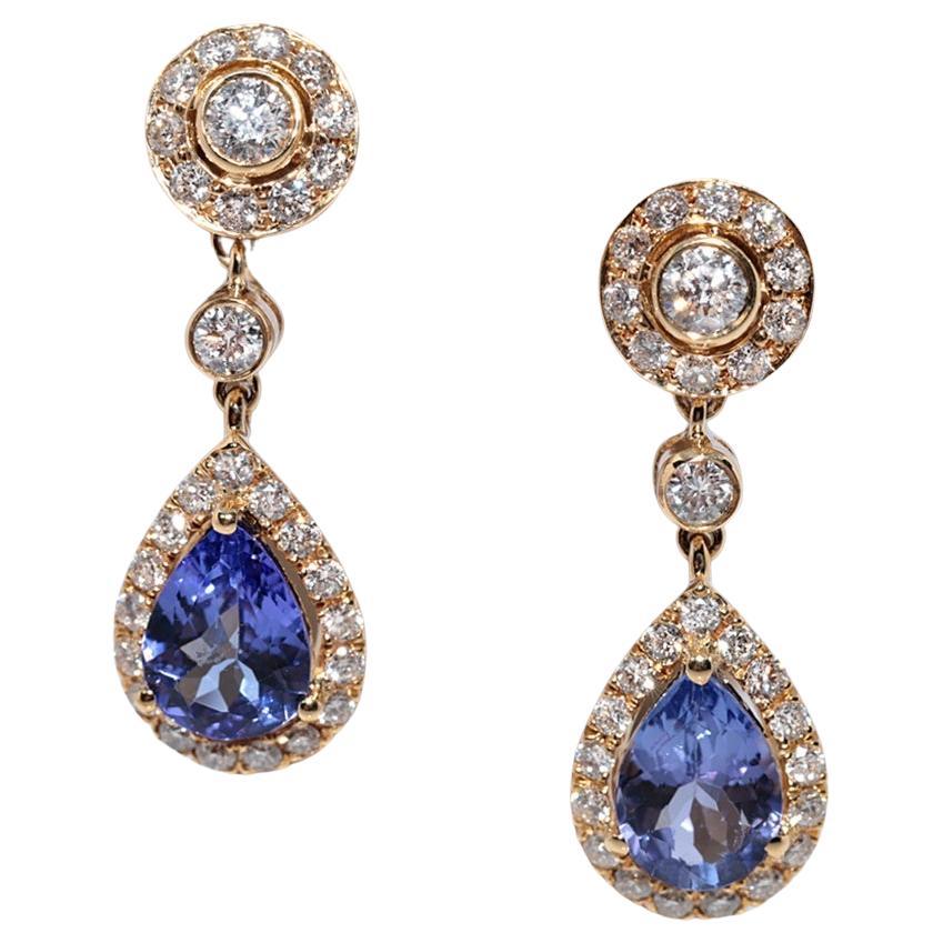 Vintage Circa 1990s 18k Gold Natural Diamond And Tanzanite Drop Earring For Sale