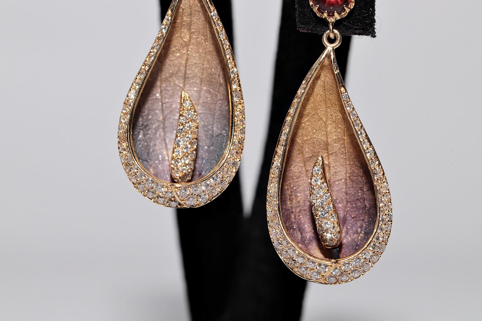 Women's Vintage Circa 1990s 18k Gold Natural Diamond And Tourmaline Leaf Earring For Sale
