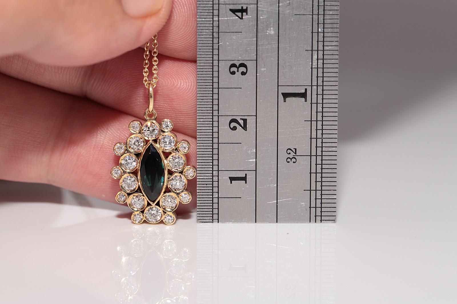Vintage Circa 1990s 18k Gold Natural Diamond And Tourmaline Pendant Necklace For Sale 2