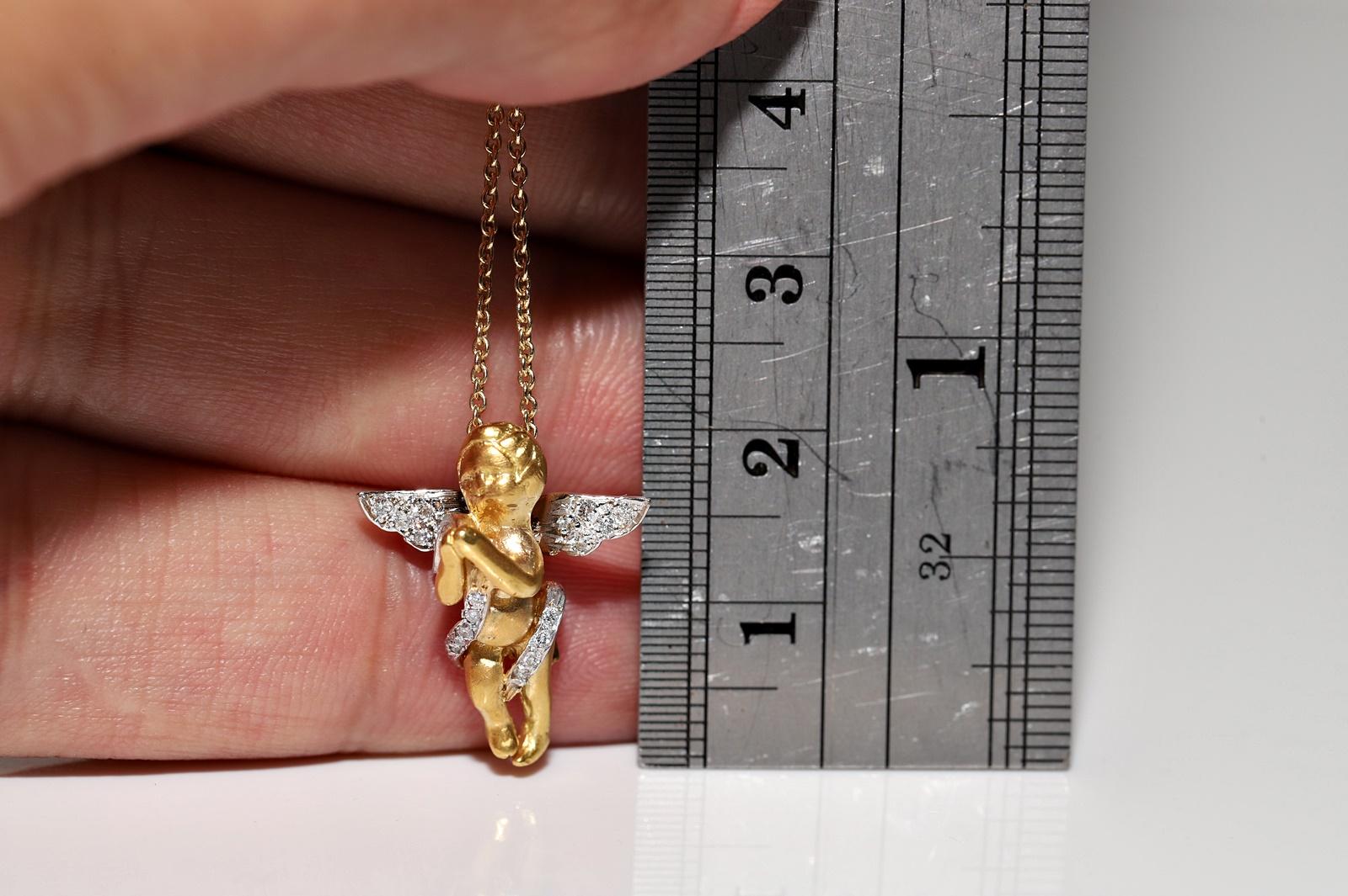 Vintage Circa 1990s Oro 18k Diamante Natural  Collar Colgante Bebé Ángel en venta 8