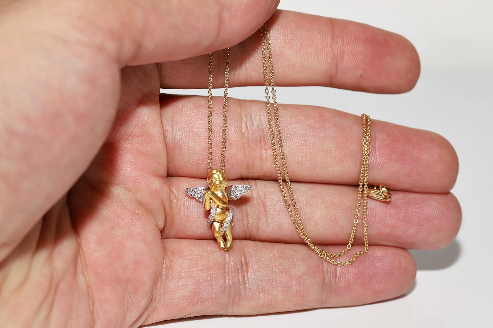 Vintage Circa 1990s Oro 18k Diamante Natural  Collar Colgante Bebé Ángel en venta 3