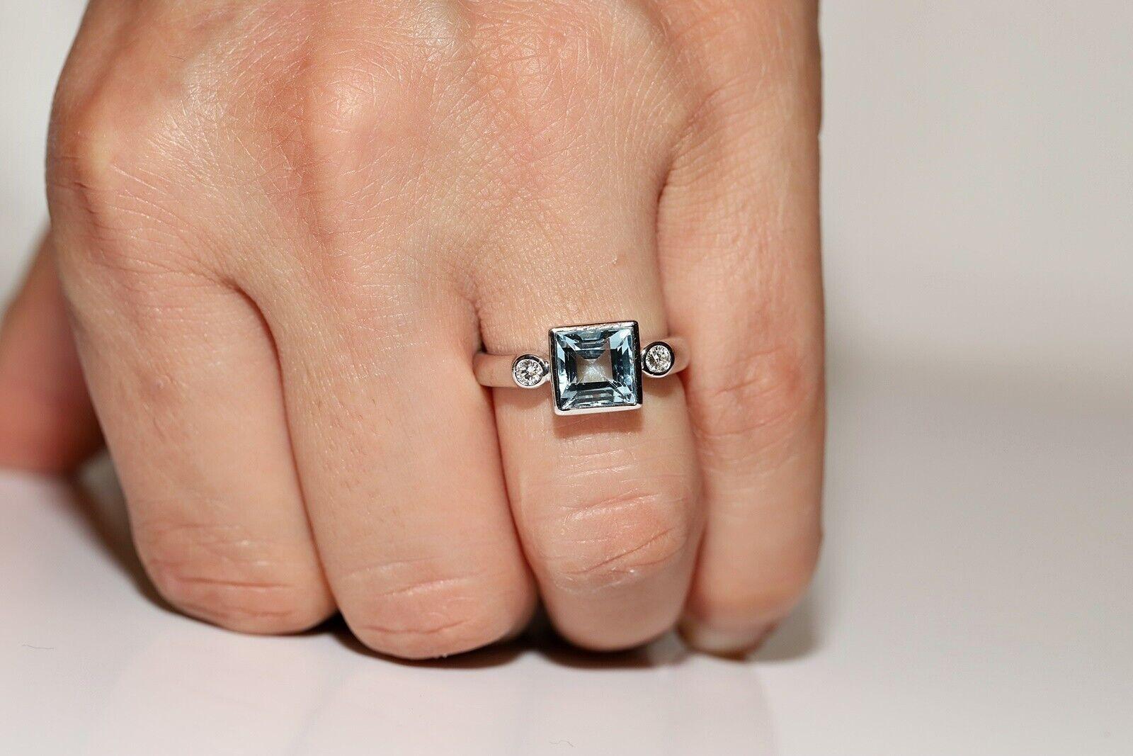 Anello forte decorato con diamanti naturali e acquamarina in oro 18k CIRCA anni '90 in vendita 3