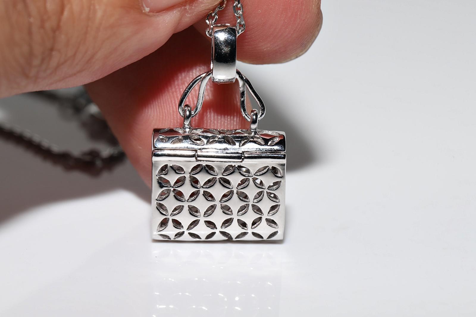 Vintage Circa 1990s 18k Gold Natural Diamond Bag Style Pendant Necklace For Sale 8