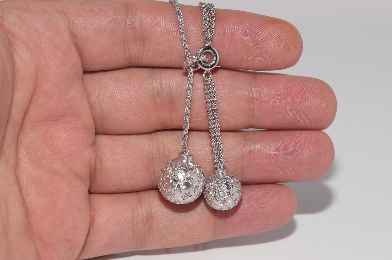 Vintage Circa 1990 Collier pendentif en or 18k avec diamant naturel Ball Design/One en vente 3