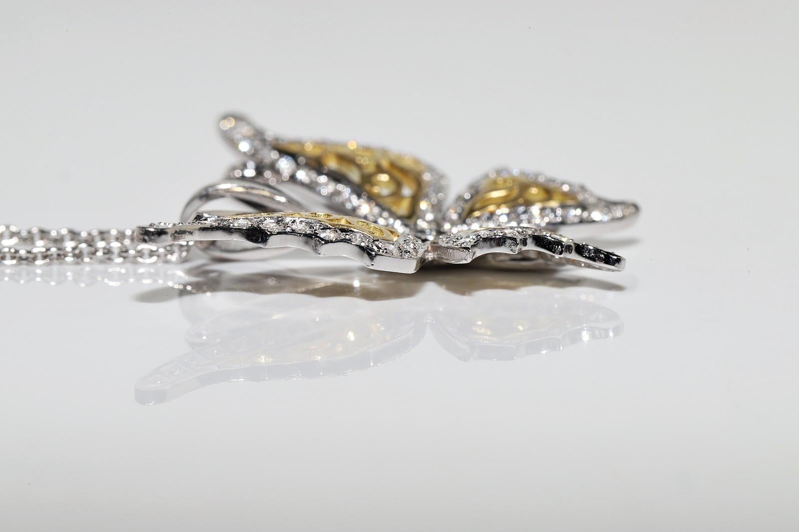 Vintage Circa 1990s 18k Gold Natural Diamond Butterfly Pendant Necklace For Sale 5