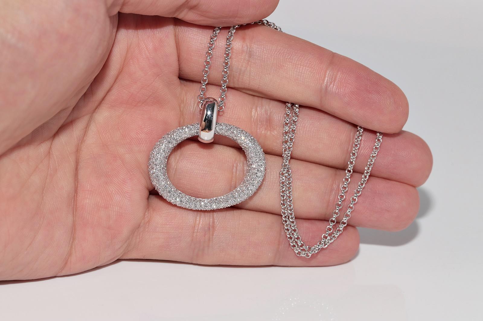Vintage Circa 1990s 18k Gold Natural Diamond Circle Design Pendant  Necklace For Sale 5