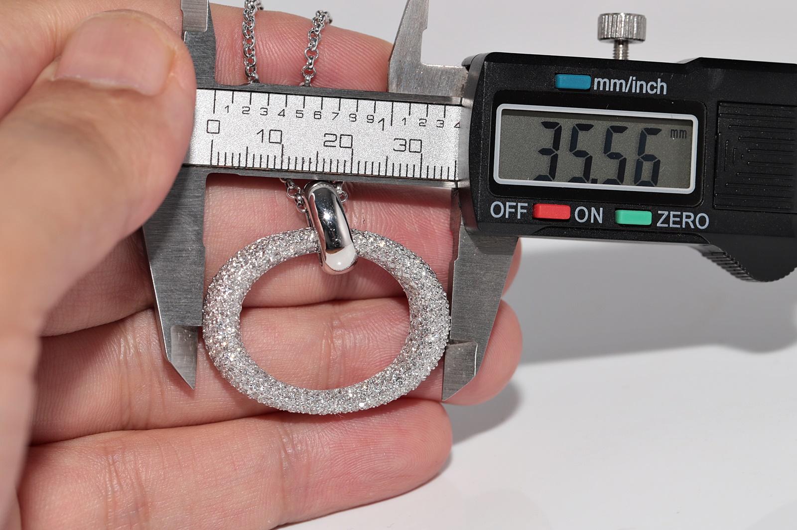 Vintage CIRCA 1990s 18k Gold Natürlicher Diamant Kreis Design Anhänger  Halskette im Angebot 6