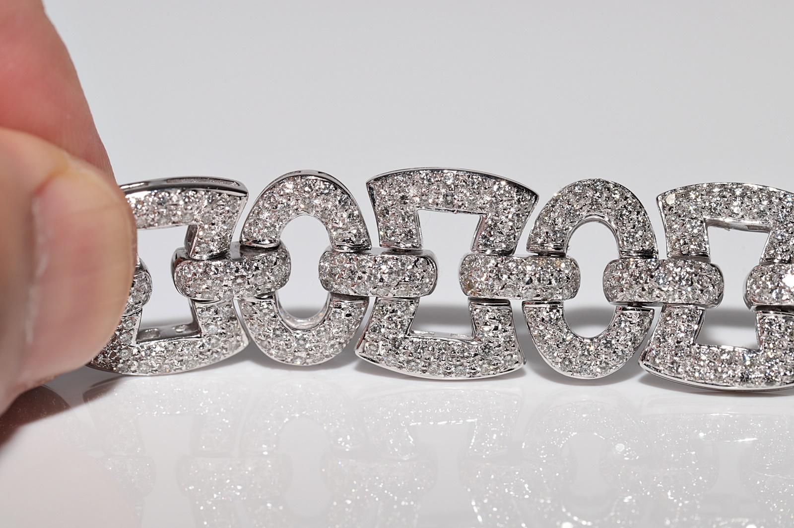 Vintage Circa 1990s 18k Gold Natural Diamond Decorated Amazing Bracelet For Sale 7