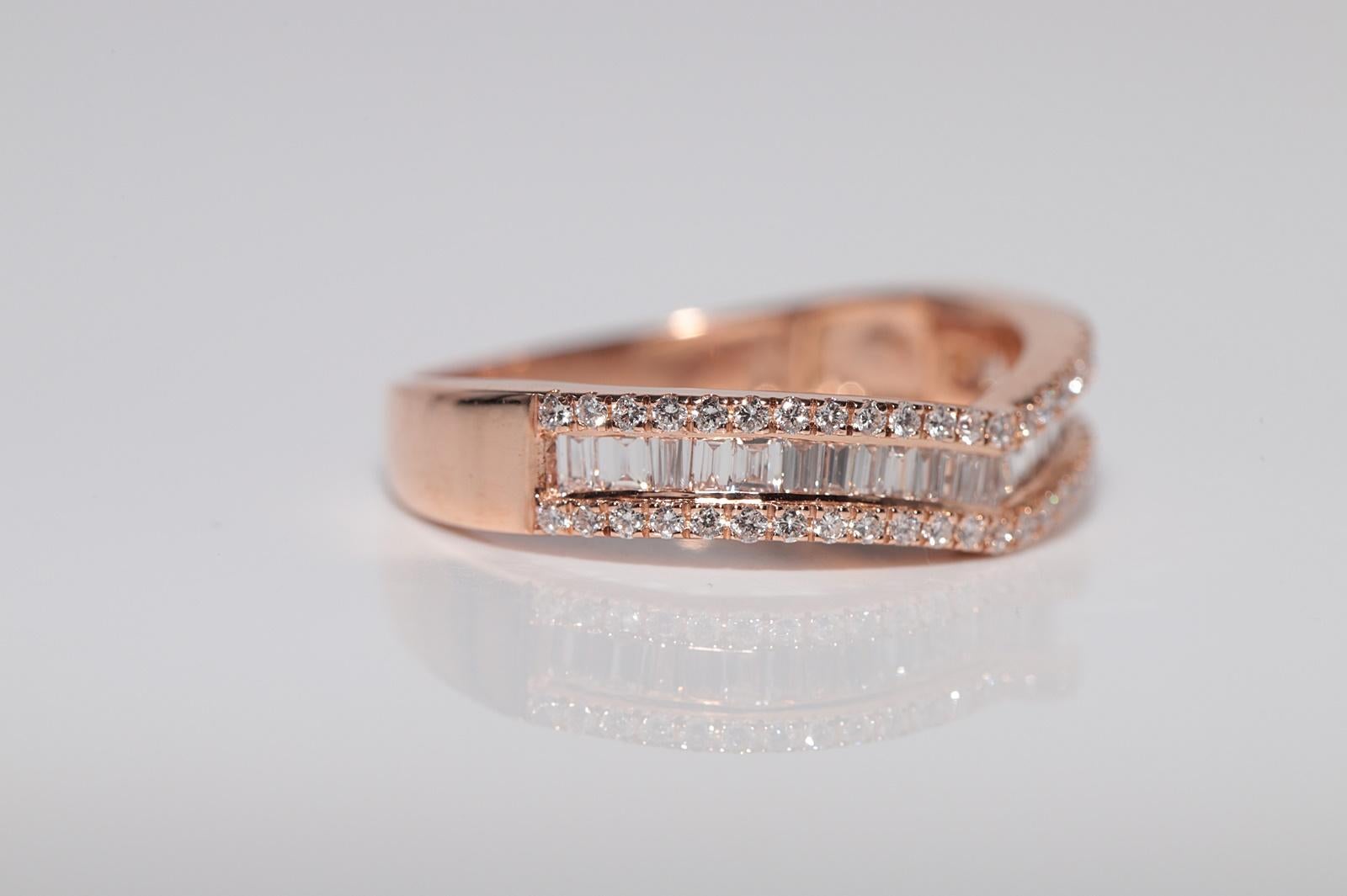 Vintage Circa 1990er Jahre 18k Gold Natürlicher Diamant Dekorierter Vintage-Ring im Angebot 3