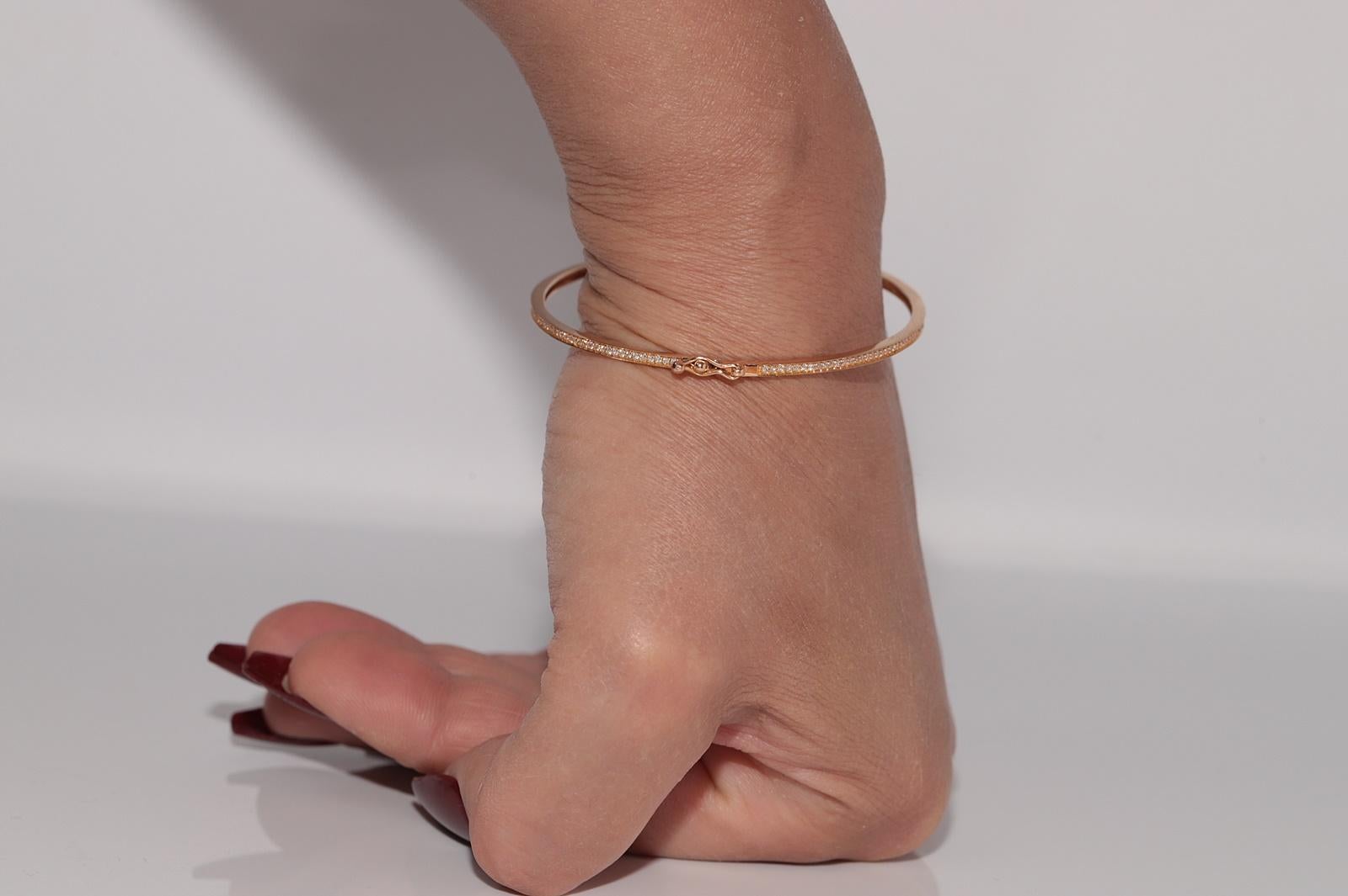 Vintage CIRCA 1990er Jahre 18k Gold natürlichen Diamanten verziert Armreif Armband im Zustand „Gut“ im Angebot in Fatih/İstanbul, 34