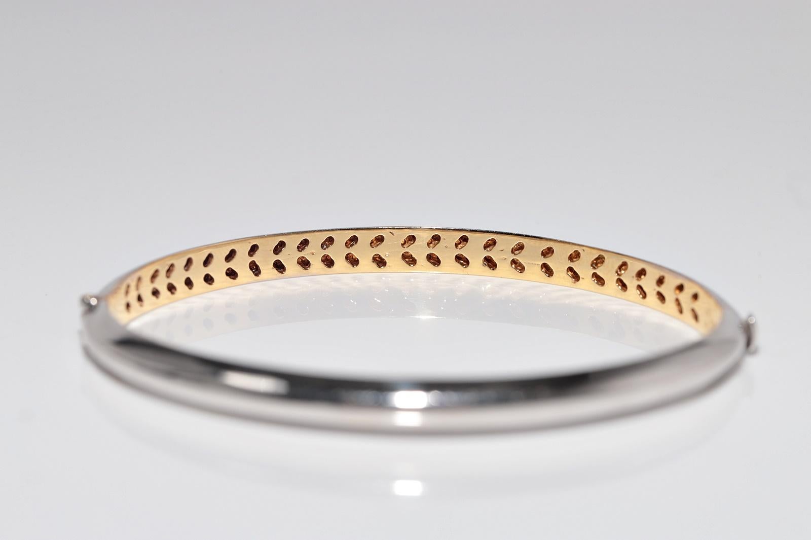 Vintage CIRCA 1990er Jahre 18k Gold natürlichen Diamanten verziert Armreif Armband im Angebot 3