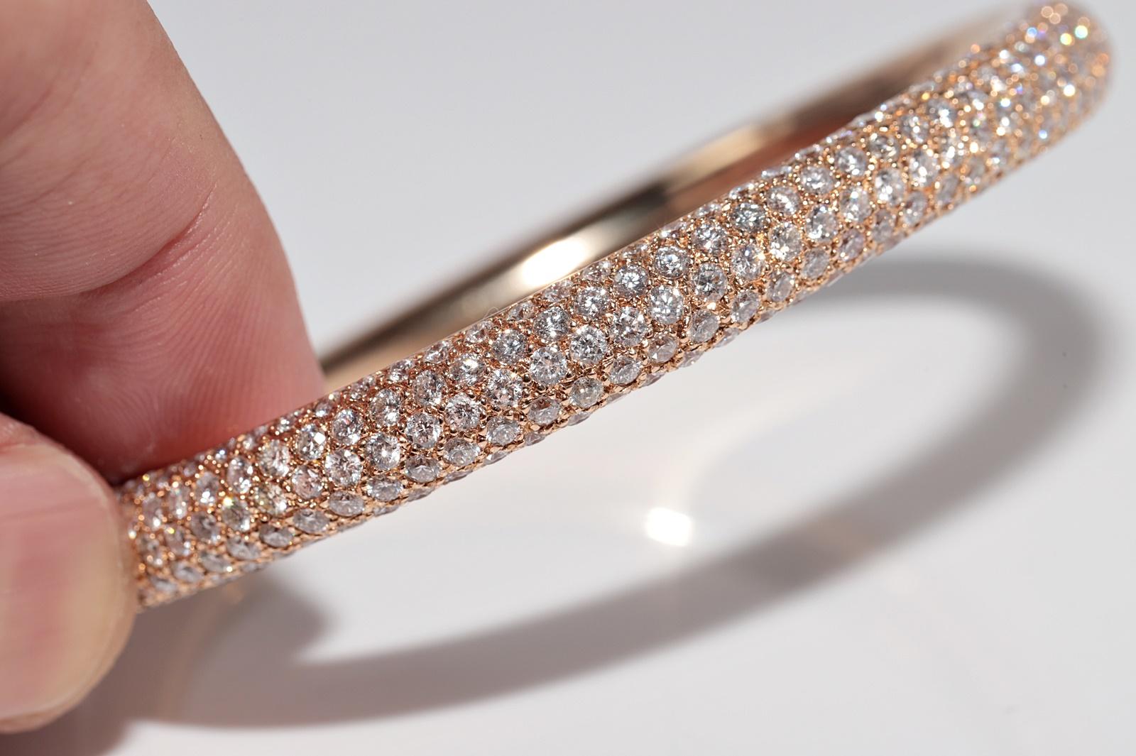 Vintage CIRCA 1990er Jahre 18k Gold Natürliche Diamanten dekoriert Armreif Starke Armbänder im Angebot 5