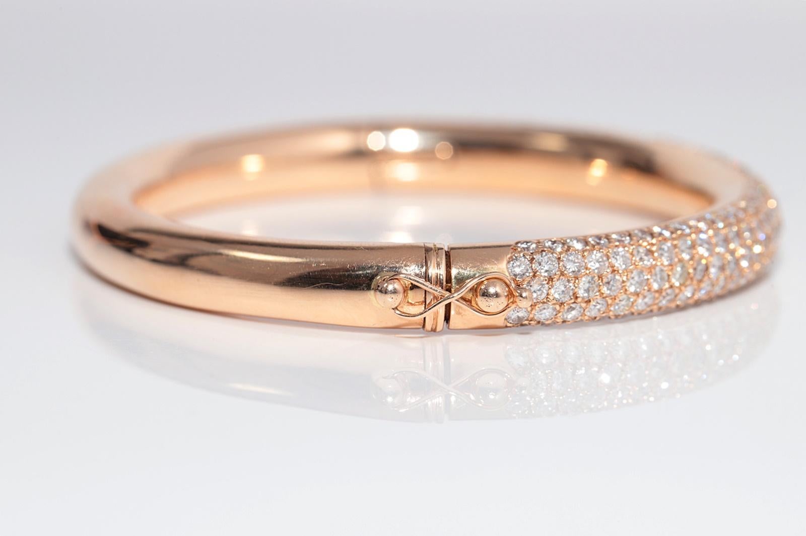 Vintage CIRCA 1990er Jahre 18k Gold Natürliche Diamanten dekoriert Armreif Starke Armbänder Damen im Angebot