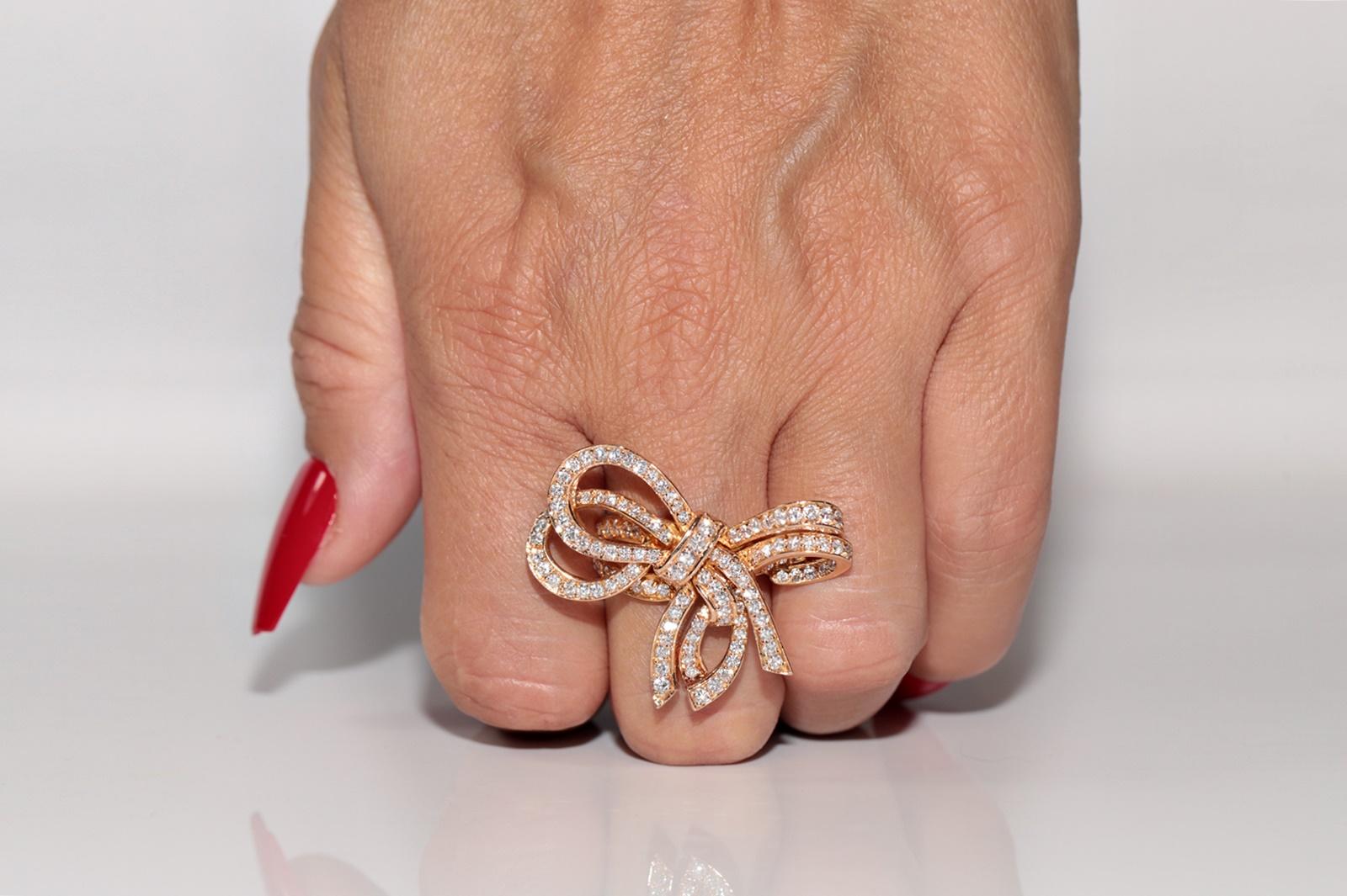 Anello d'epoca CIRCA 1990 in oro 18k con diamanti naturali e decorazione a forma di arco in vendita 8