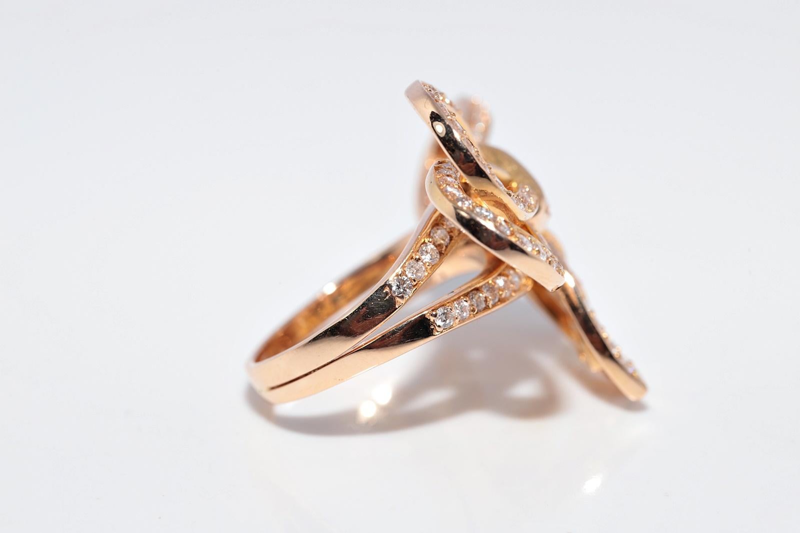 Donna Anello d'epoca CIRCA 1990 in oro 18k con diamanti naturali e decorazione a forma di arco in vendita