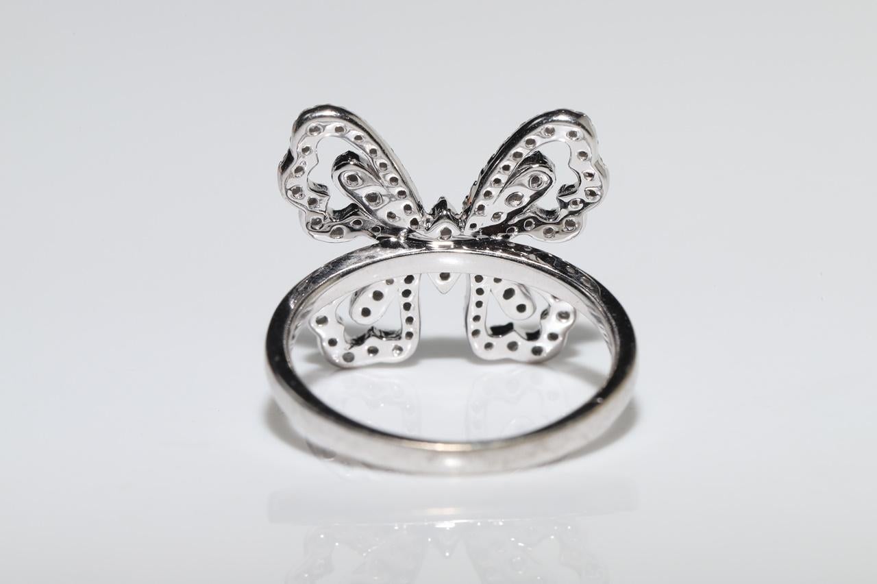 Vintage Circa 1990s 18k Gold Natural Diamond Decorated Butterfly Ring 4