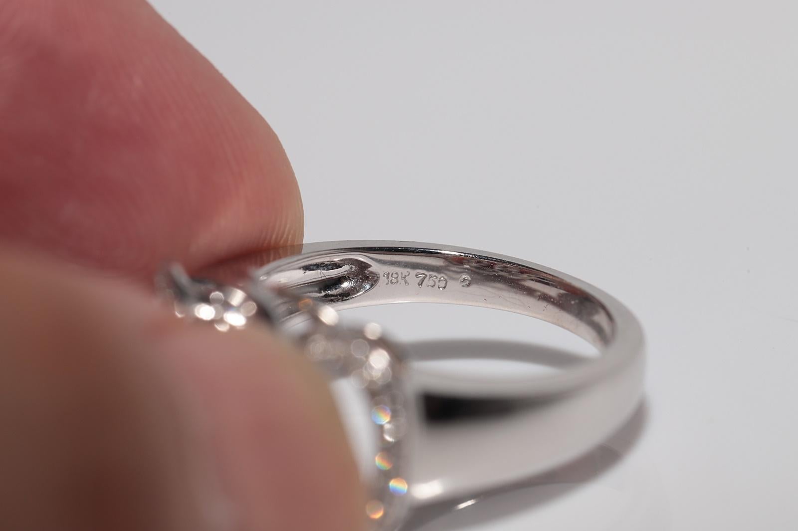 Vintage CIRCA 1990er Jahre 18k Gold natürlichen Diamanten dekoriert Kreis Design Ring im Angebot 7