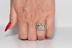 Vintage Circa 1990s 18k Gold Natural Diamond Decorated Circle Design Ring