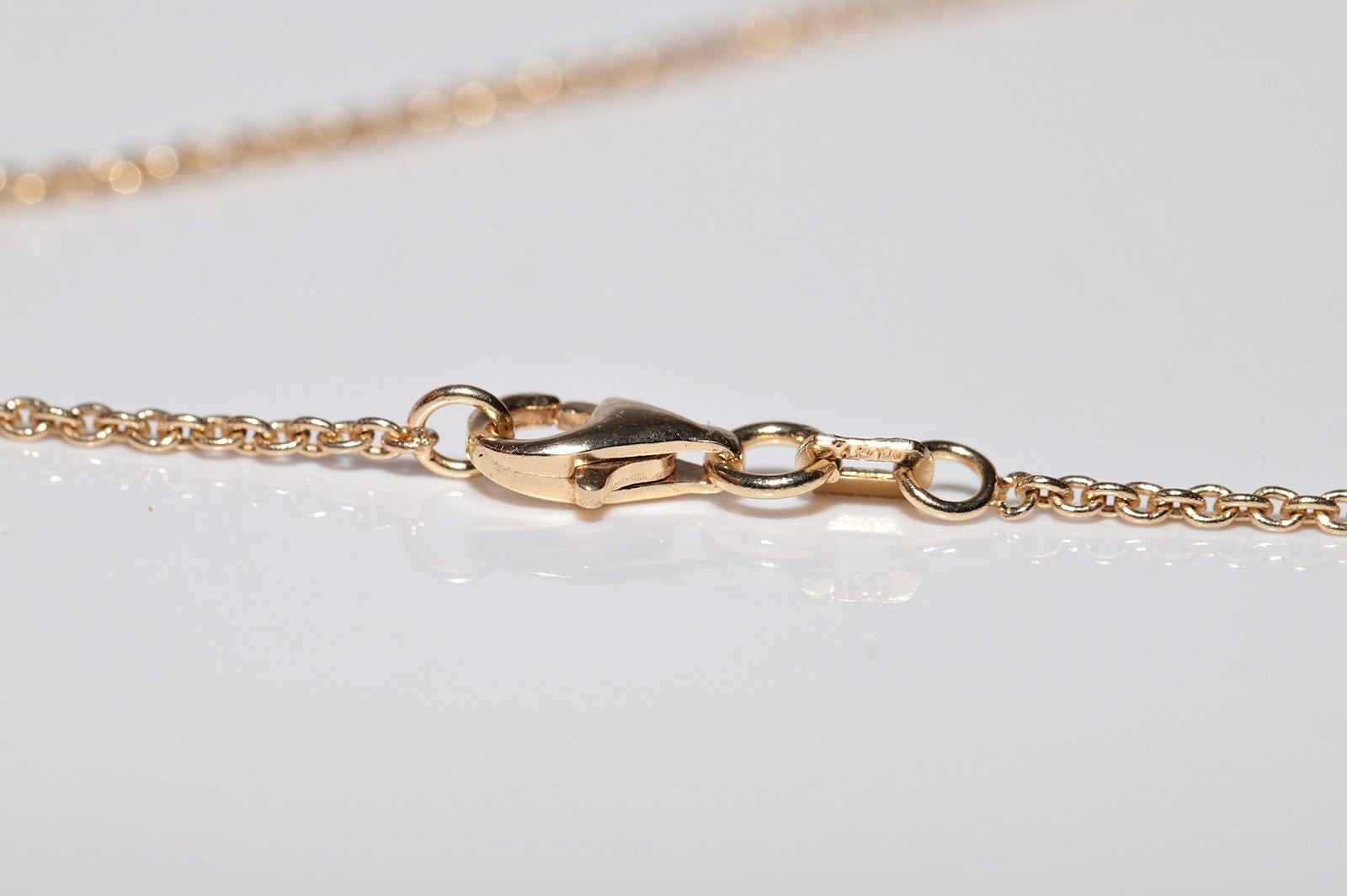 Vintage Circa 1990s 18k Gold Natural Diamond Decorated Circle Pendant Necklace For Sale 8