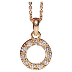 Vintage Circa 1990 Collier pendentif cercle en or 18k orné de diamants naturels