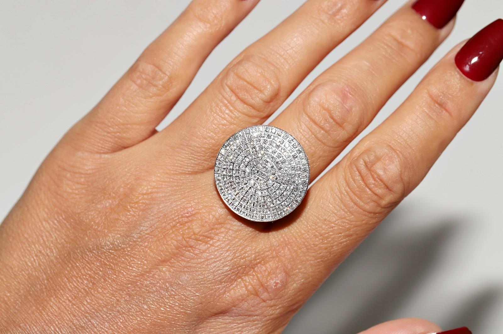 Retro Vintage Circa 1990s 18k Gold Natural Diamond Decorated Cocktail Ring For Sale