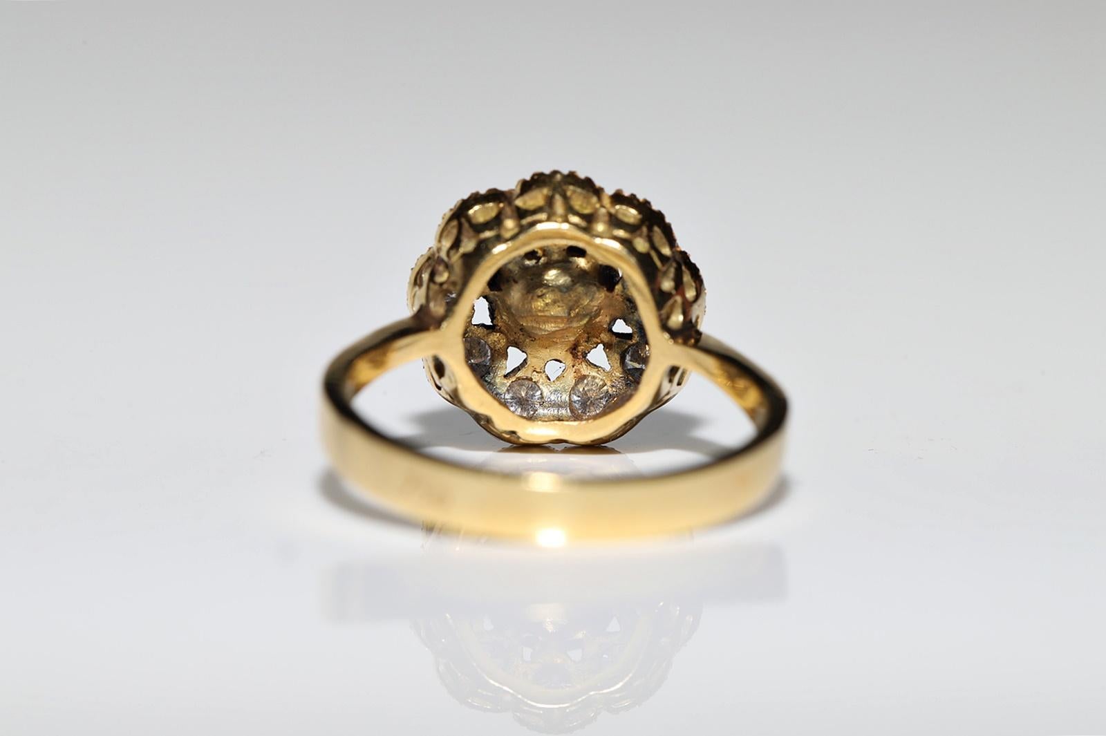 Vintage Circa 1990s 18k Gold Natural Diamond Decorated Cocktail Ring For Sale 2