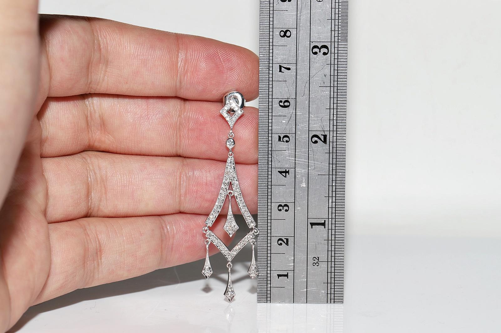 In very good condition.
Total weight is 10.1 grams.
Totally is diamond 1.50 ct.
The diamond is has F-G color and vvs-vs clarity.
Box is not included.
Please contact for any questions.
