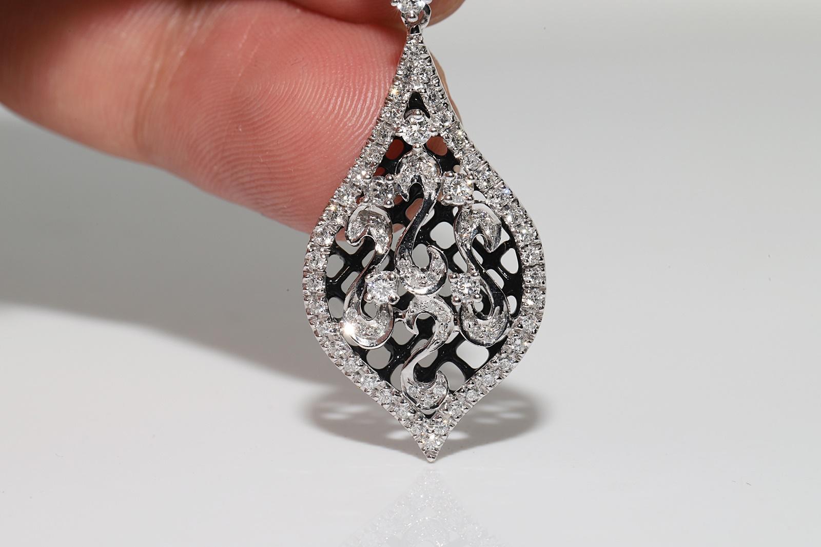 Vintage Circa 1990er Jahre 18k Gold Natürlicher Diamant Dekorierter Tropfenohrring Damen im Angebot