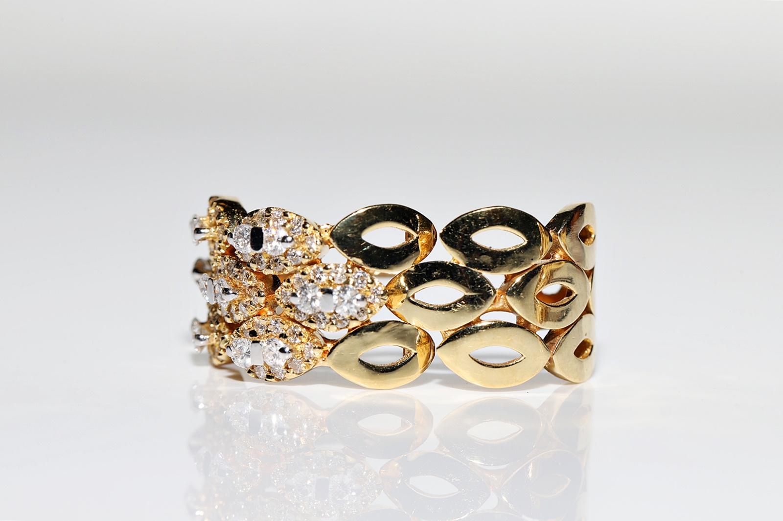 Vintage Circa 1990er Jahre 18k Gold Natürlicher Diamant-Ohrring mit Dekoration im Angebot 4