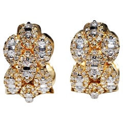 Vintage Circa 1990er Jahre 18k Gold Natürlicher Diamant-Ohrring mit Dekoration