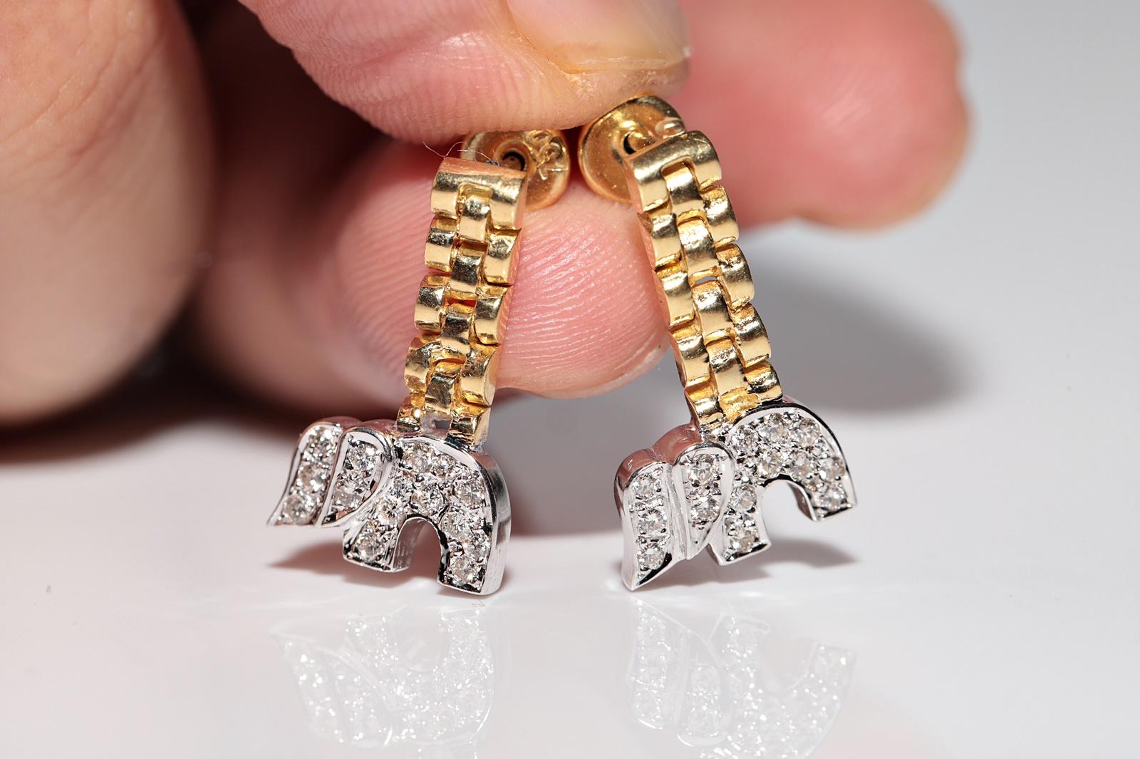 Vintage Circa 1990er Jahre 18k Gold Natürlicher Diamant Dekorierter Elefant Tropfenohrring mit Diamanten (Brillantschliff) im Angebot