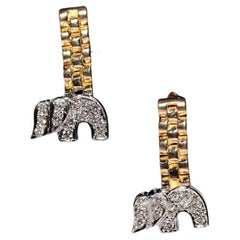 Orecchino a goccia con elefante decorato con diamanti naturali in oro 18k, vintage, anni '90 circa