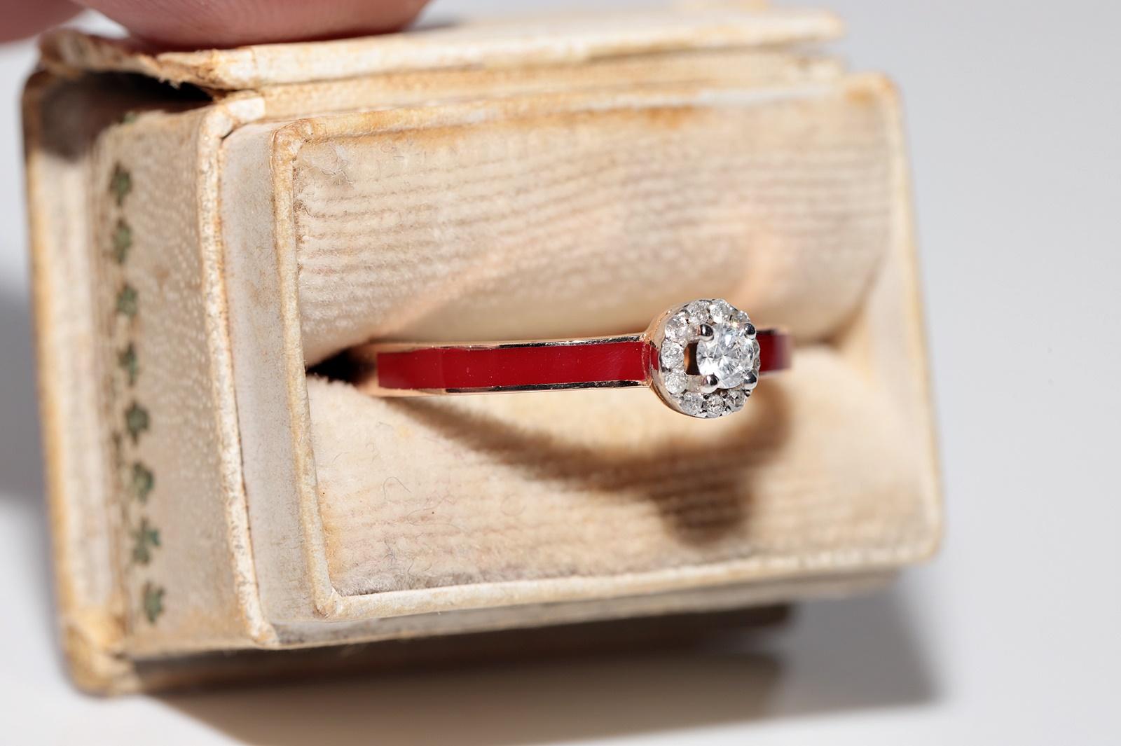 Vintage Circa 1990er Jahre 18k Gold Natürlicher Diamant Dekorierter Emaille-Ring (Retro) im Angebot