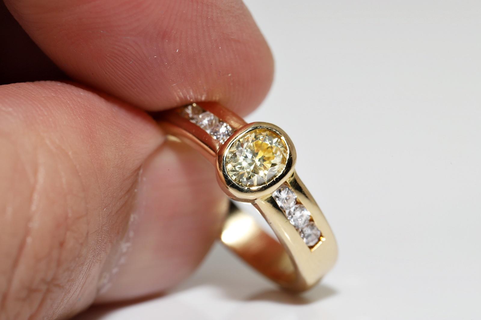 Vintage Circa 1990s 18k Gold Natural Diamond Decorated Engagement Ring  For Sale 4