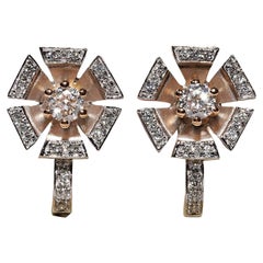 Orecchino con fiori decorati in oro naturale con diamanti naturali, vintage CIRCA gli anni 
90