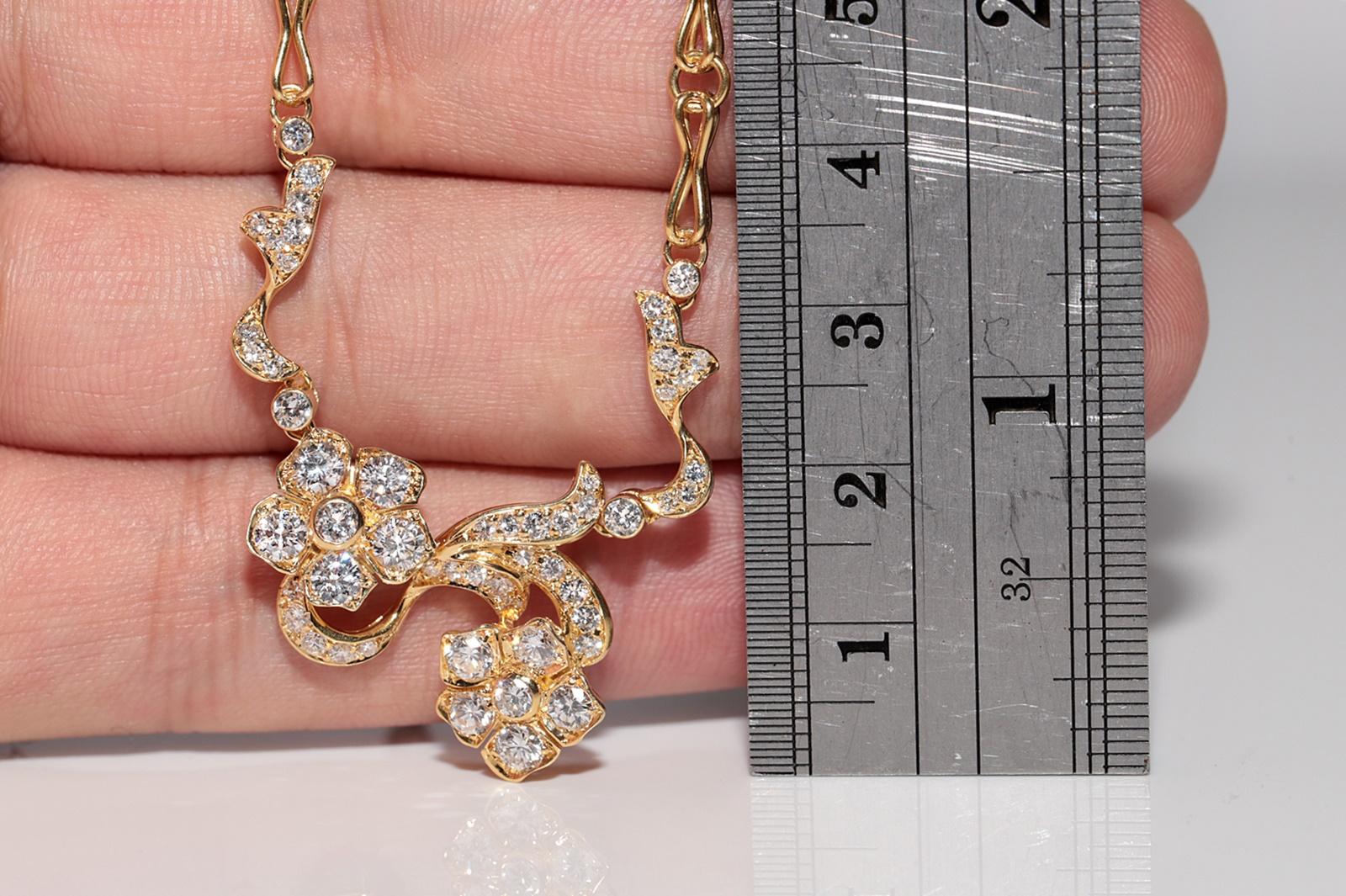 In sehr gutem Zustand.
Das Gesamtgewicht beträgt 18,7 Gramm.
Insgesamt ist Diamant 2,35 ct.
Der Diamant hat die Farbe G und die Reinheit V.
Die Gesamtlänge der Kette beträgt 37 cm.
Bitte kontaktieren Sie uns bei Fragen.