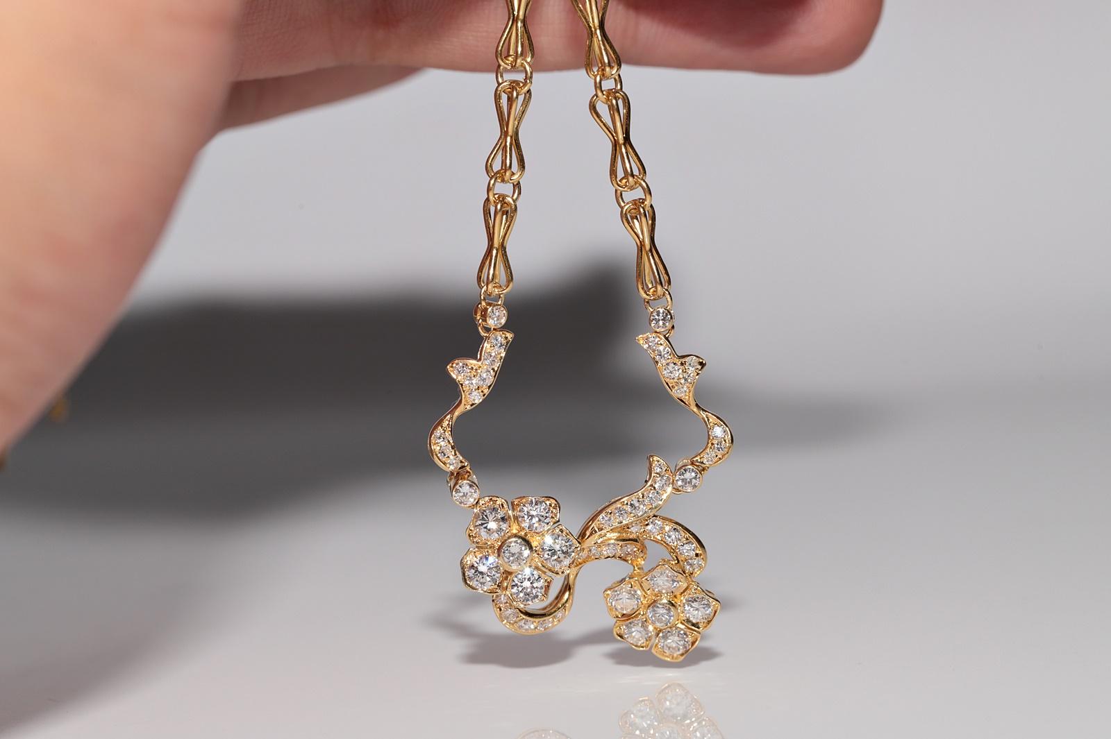 Vintage Circa 1990er Jahre 18k Gold Natürlicher Diamant Dekorierte Blumen Halskette Damen im Angebot