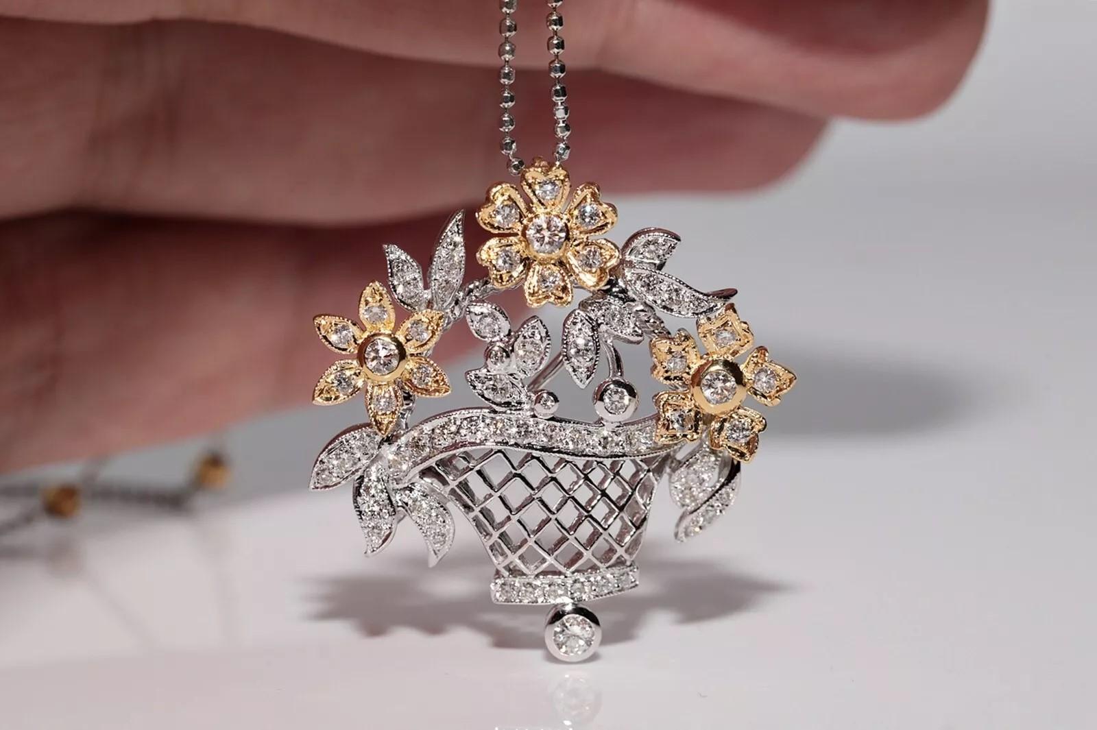 Halskette mit Vintage-Anhänger, Vintage, ca. 1990er Jahre, 18 Karat Gold, natürlicher Diamant, dekorierte Blumen im Angebot 7