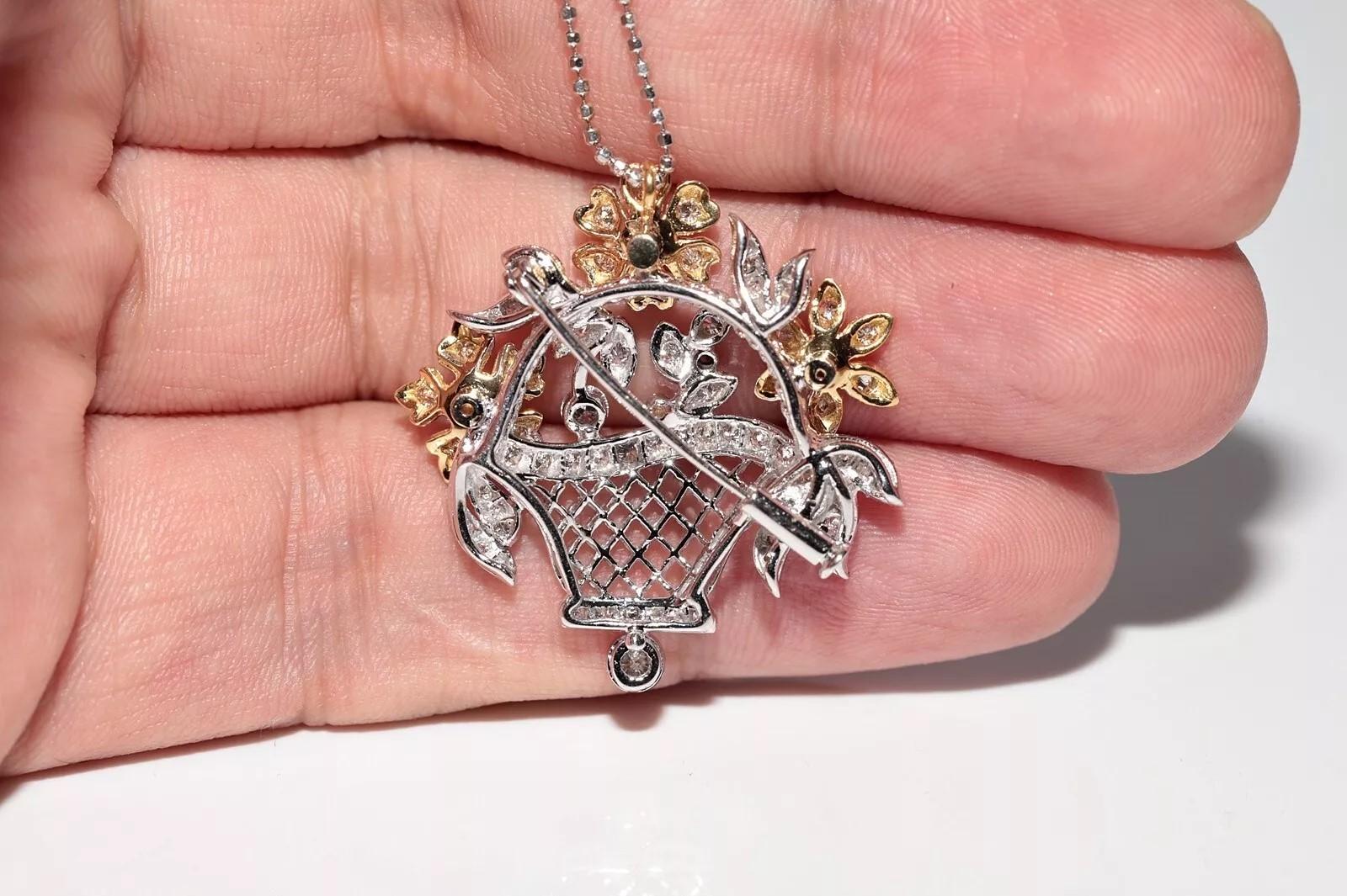 Halskette mit Vintage-Anhänger, Vintage, ca. 1990er Jahre, 18 Karat Gold, natürlicher Diamant, dekorierte Blumen für Damen oder Herren im Angebot