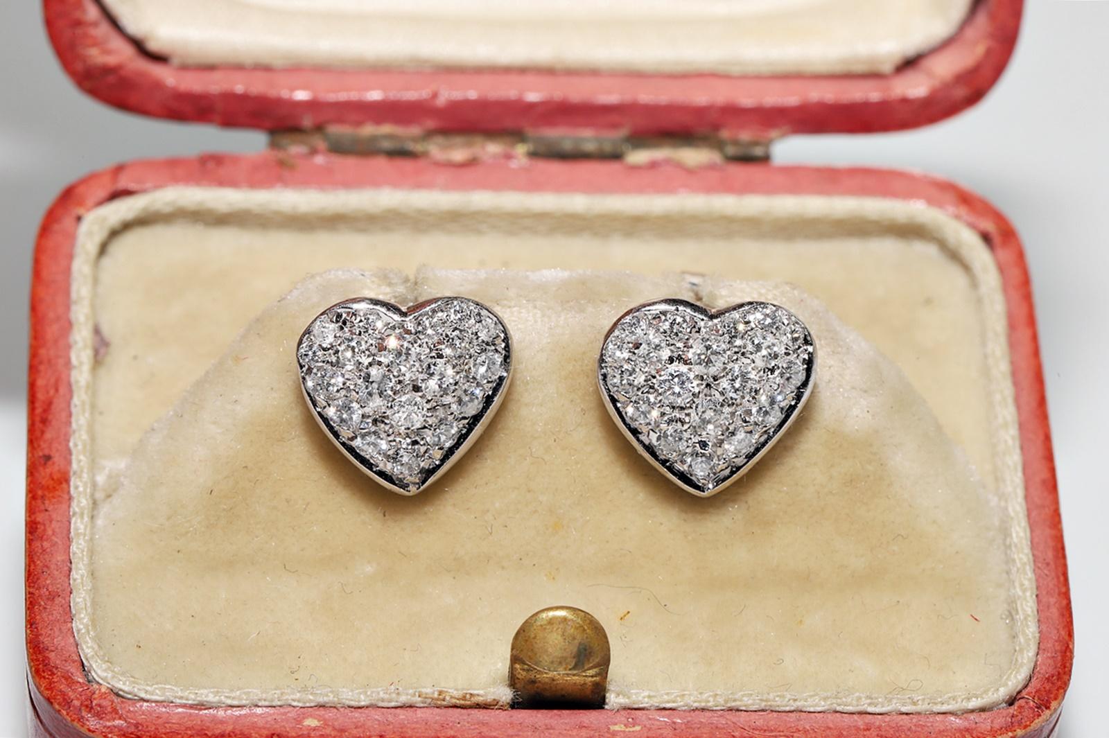 Vintage Circa 1990s 18k Gold Natural Diamond Decorated Heart Earring For Sale 1