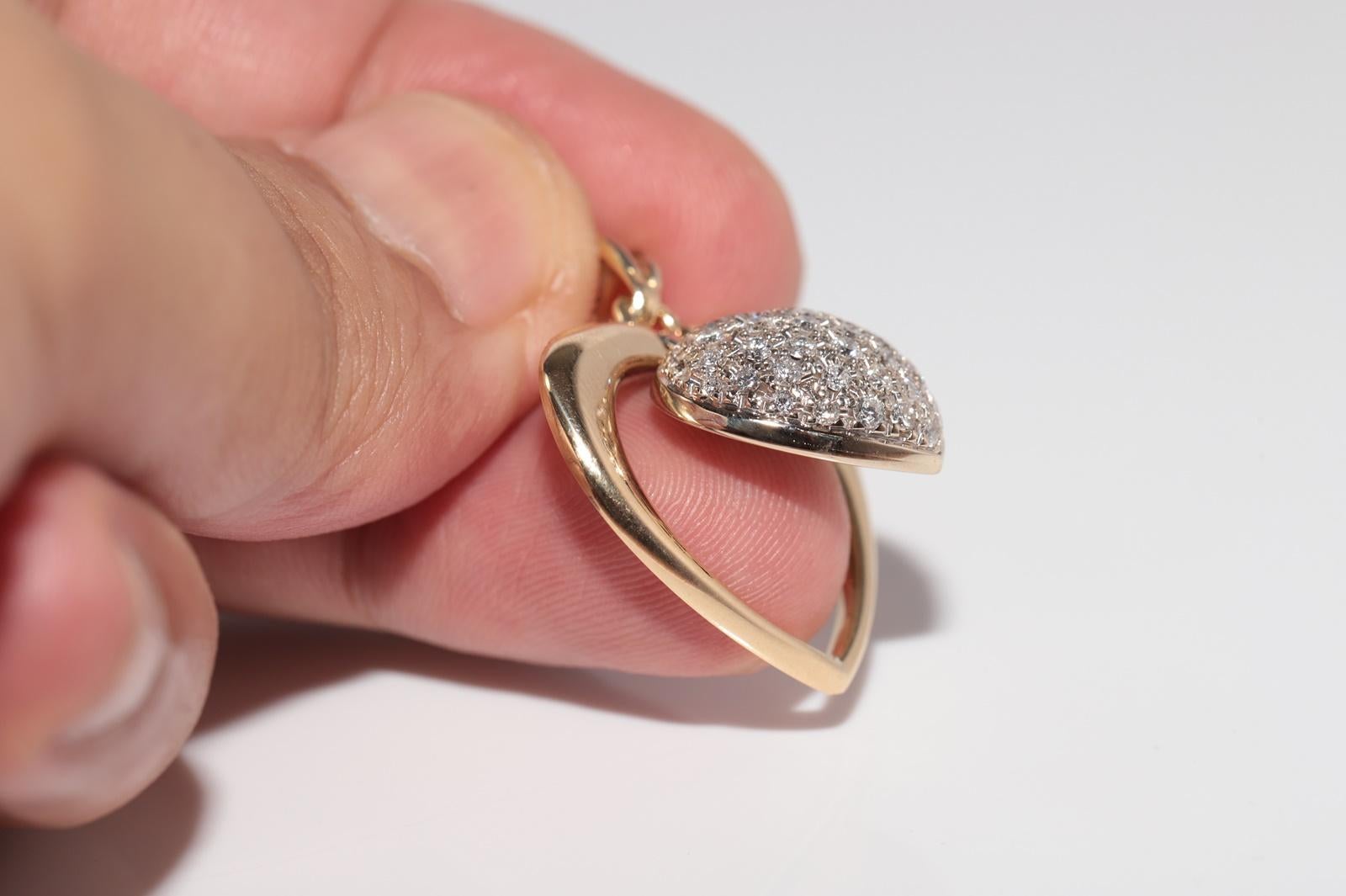 Vintage CIRCA 1990er Jahre 18k Gold natürlichen Diamanten verziert Herz-Anhänger im Angebot 4