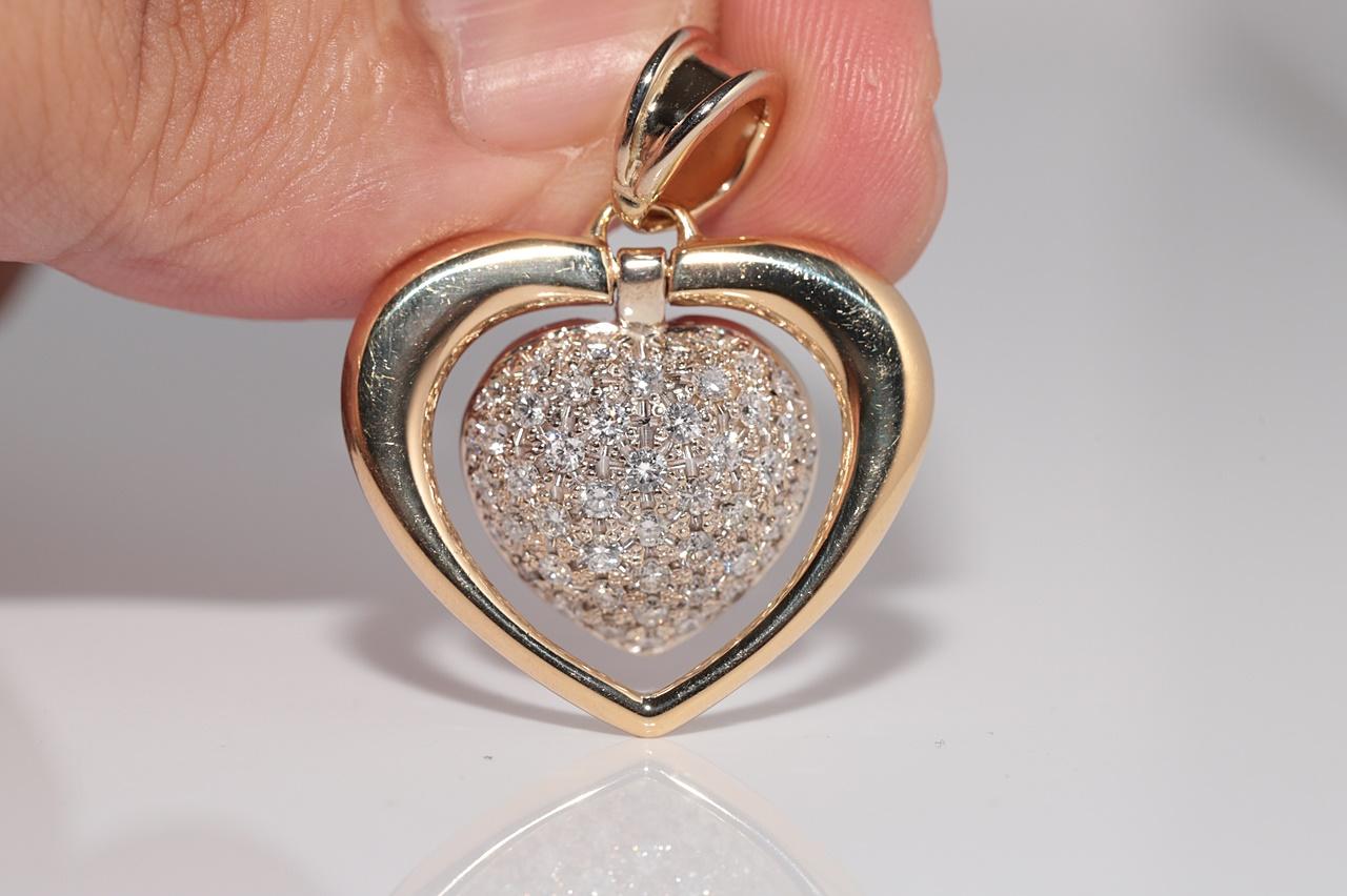 In sehr gutem Zustand.
Das Gesamtgewicht beträgt 11,5 Gramm.
Insgesamt ist der Diamant 1,35 ct.
Der Diamant ist G-H Farbe und vvs-vs Klarheit.
Bitte kontaktieren Sie uns bei Fragen.