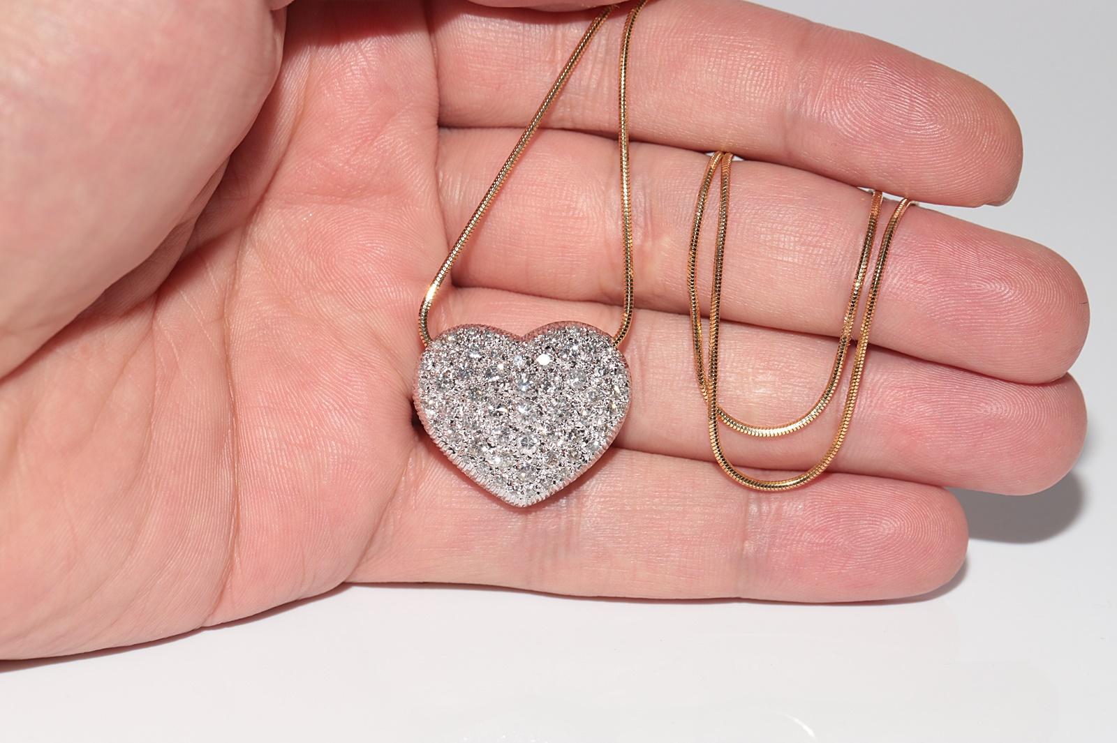 Vintage CIRCA 1990er Jahre 18k Gold natürlichen Diamanten dekoriert Herz-Anhänger Halskette im Angebot 1