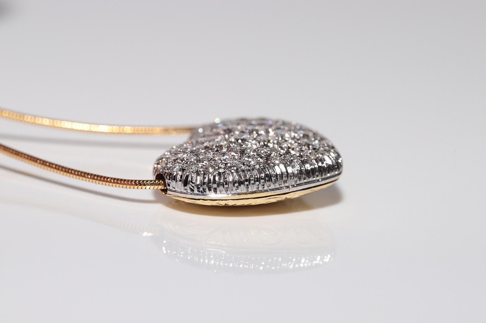 Vintage CIRCA 1990er Jahre 18k Gold natürlichen Diamanten dekoriert Herz-Anhänger Halskette im Angebot 3