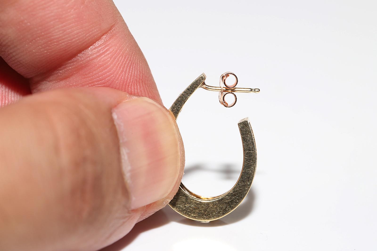 Vintage Circa 1990s 18k Gold Natural Diamond Decorated Hoop Earring For Sale 5